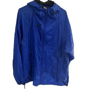 REI light windbreaker in bright blue size medium